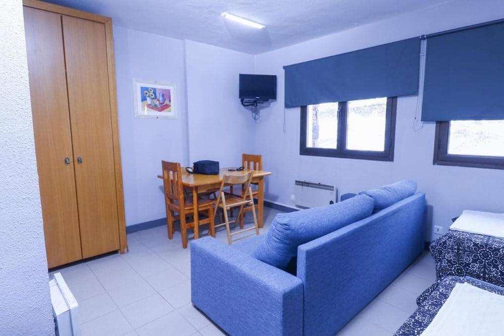 Apartamentos Crest Pas Pas De La Casa Eksteriør billede